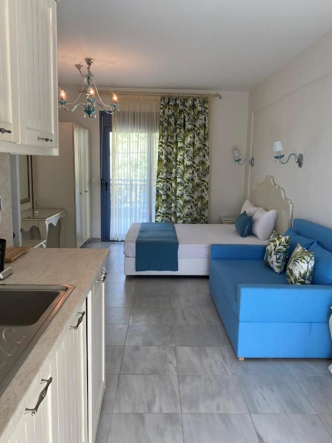 Golden Blue Studios Chrisi Ammoudia Eksteriør billede